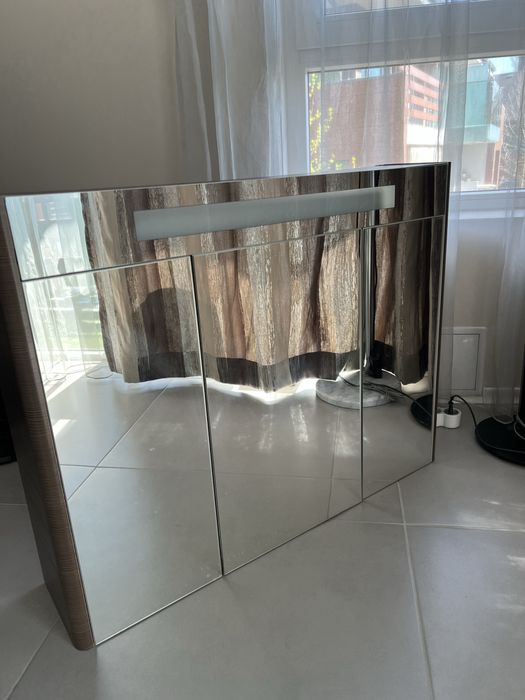 Влагоустойчив шкаф за баня ROCA