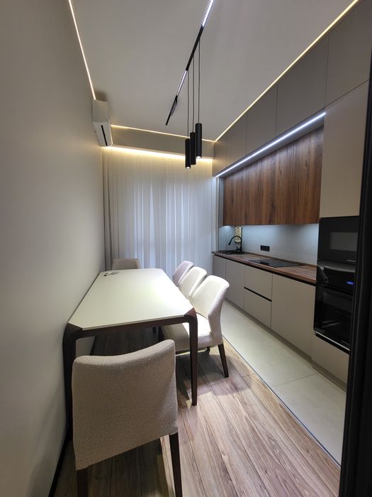 Mirobod avenu oybek metro