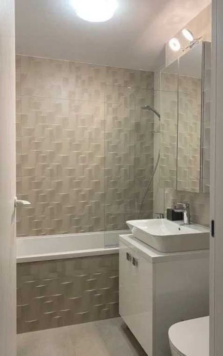 Дава се под наем Едностаен апартамент в Пловдив, Кършияка - 40 кв.м за 188.7 € - Снимка #1