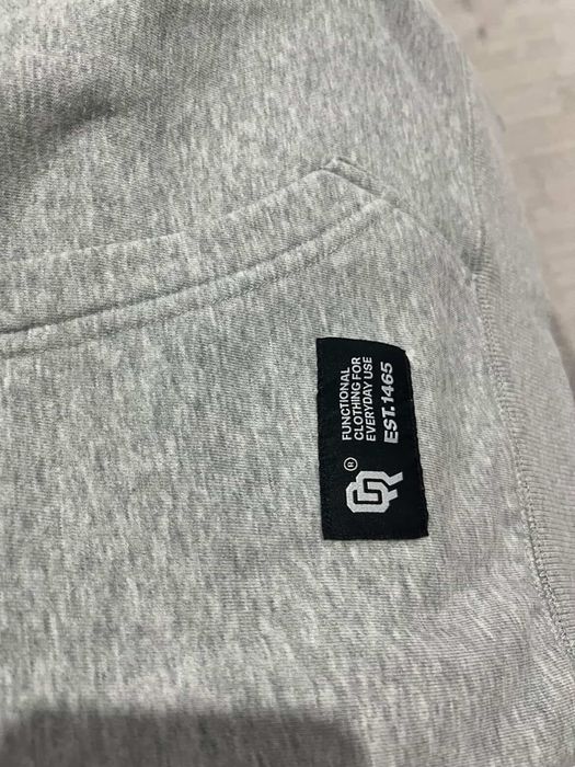 Продам кофту казак репаблик