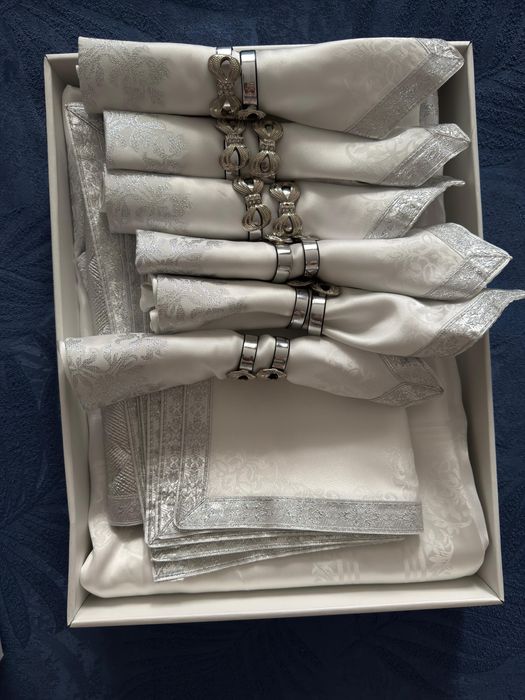 Продам турецкую скатерть