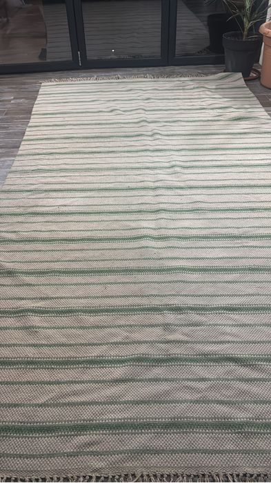 Covor de lana kilim traditional