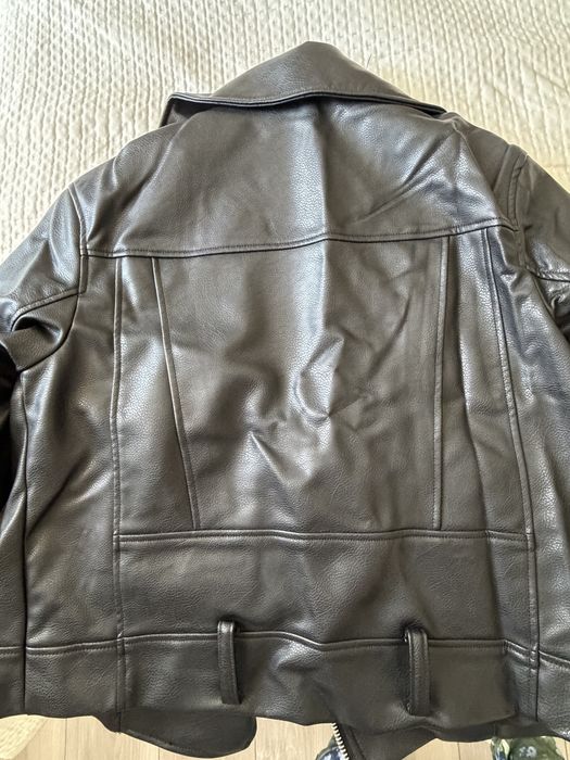 Продам кожаную куртку H&M