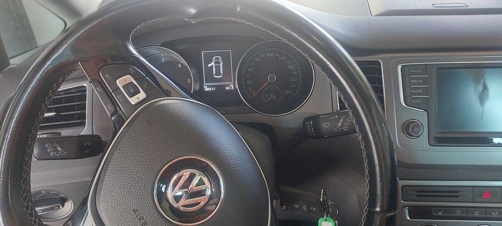 VOLKSWAGEN Golf Sportsvan 2015 — imagine 5