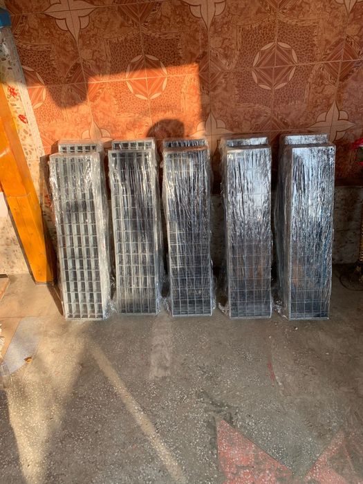 trepte zincate galvanizate