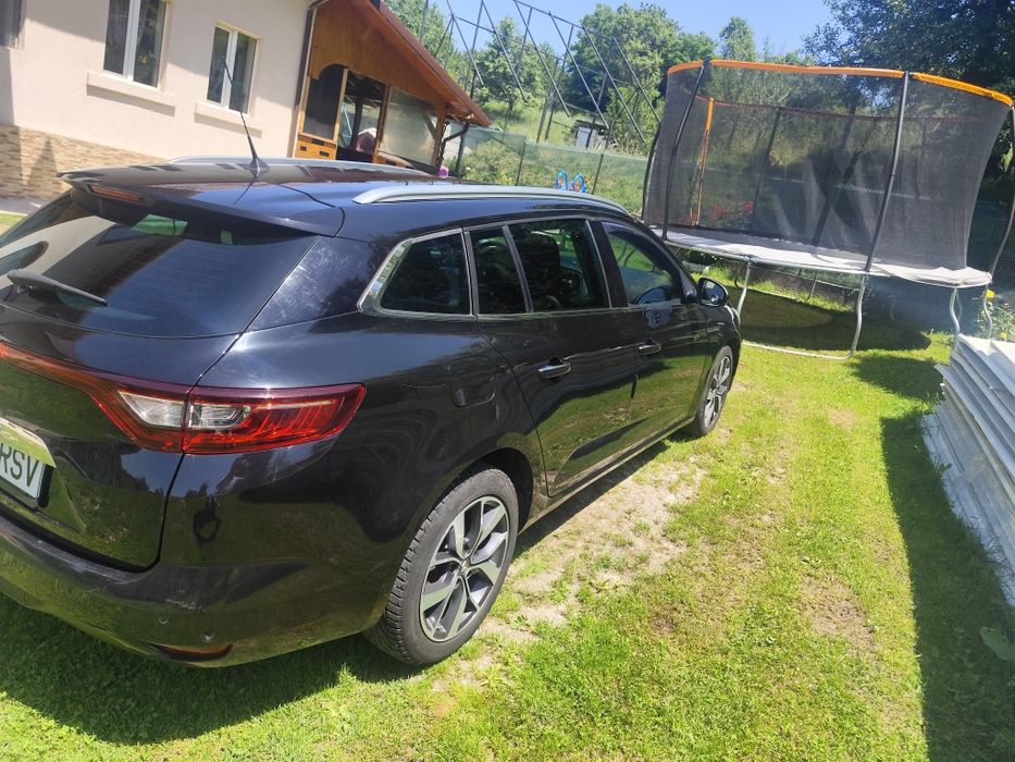 Renault Megane v