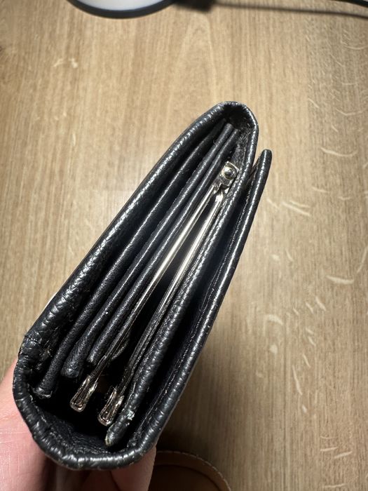 Черен портфейл  от естествена кожа