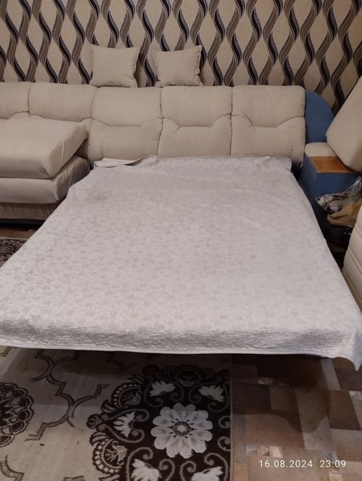 Срочно Диван раскладной недорого