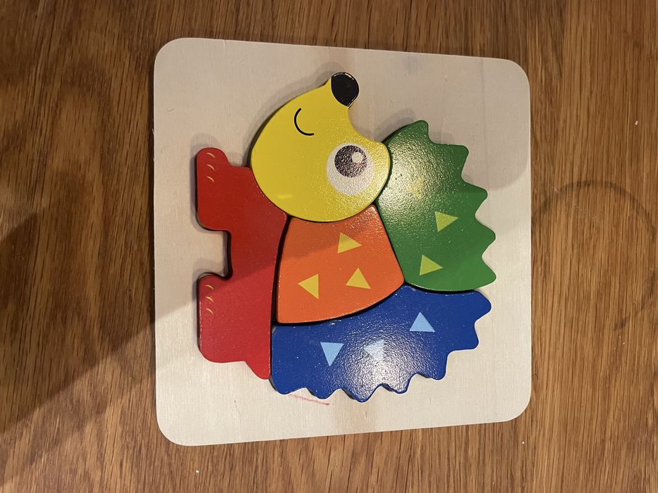 Puzzle-uri jucarii din lemn