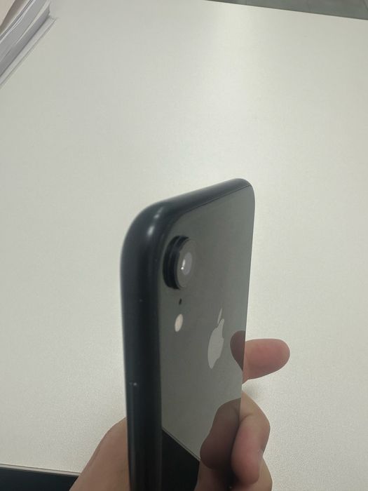 Айфон хр 64 гб экран сломанный