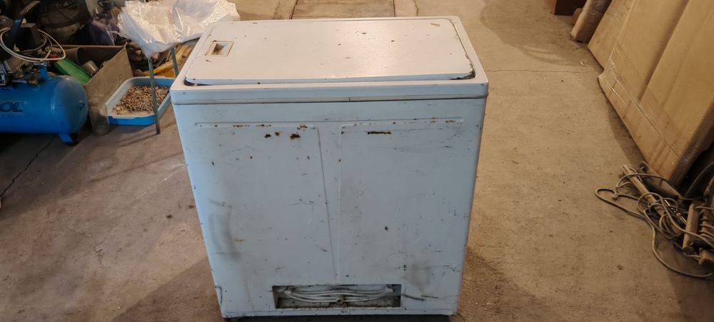 Продам полуавтомат стериальную машинку