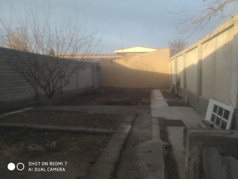 Nazarbek Tekstildan 2 sotix yer