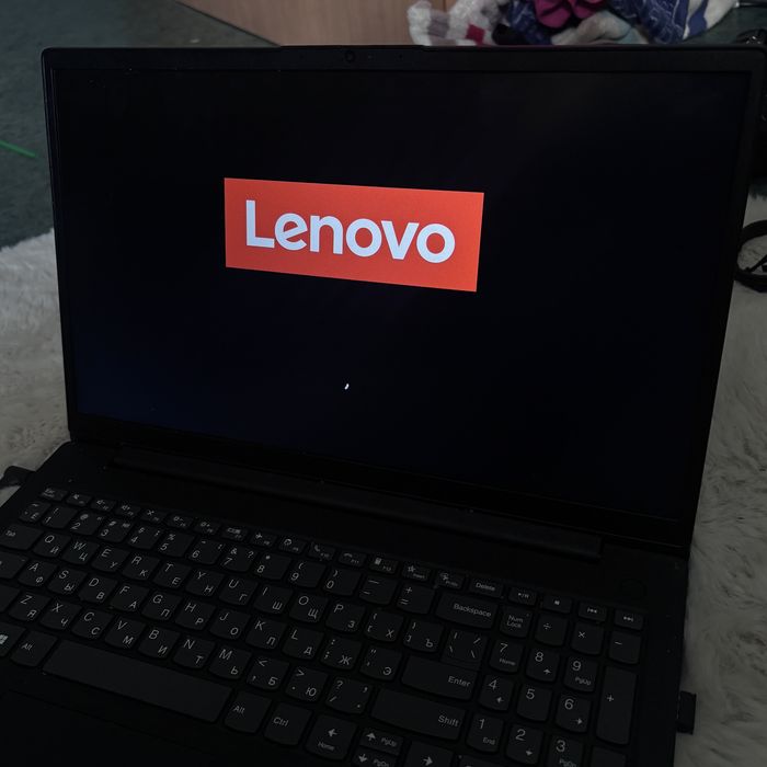 Продам Ноутбук LENOVO
