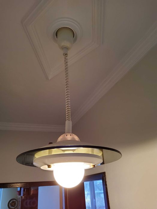 Две лампи с оригинална функция