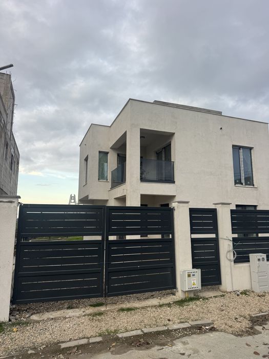 Vand casa Agigea zona Lac agigea/ str Alexandru Odobescu nr 29