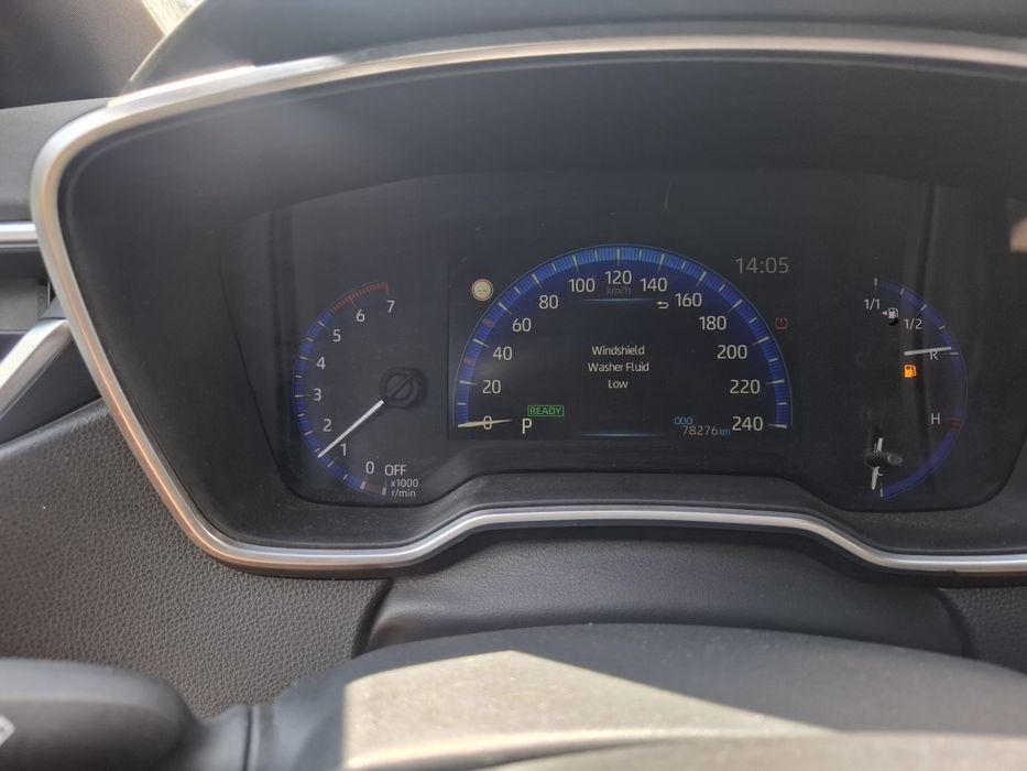 toyota corolla 1.8 hybrid