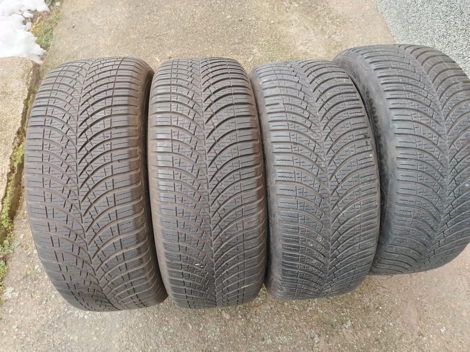Гуми 4 броя 205/45/17