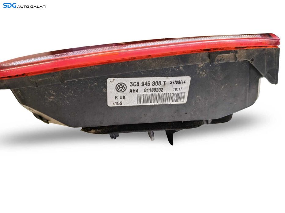 Stop Lampa Tripla Dreapta Led de pe Capota Portbagaj Volkswagen CC 2012 - 2017 [C3817]