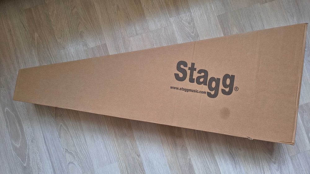 Класическа китара STAGG модел C440