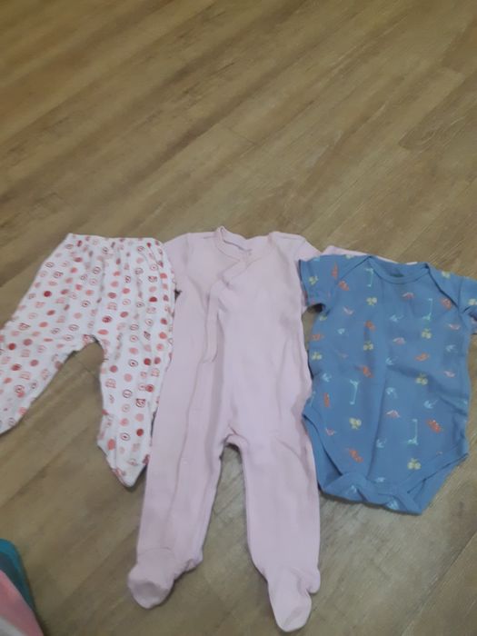 Продам детскую одежду