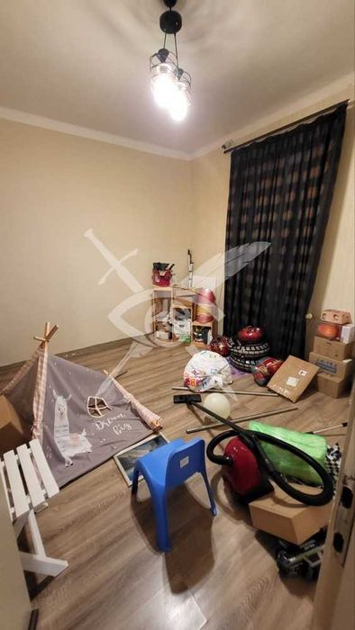 Продава се Къща в София, Яворов - 357 кв.м за 2802 €/кв.м - Снимка #5