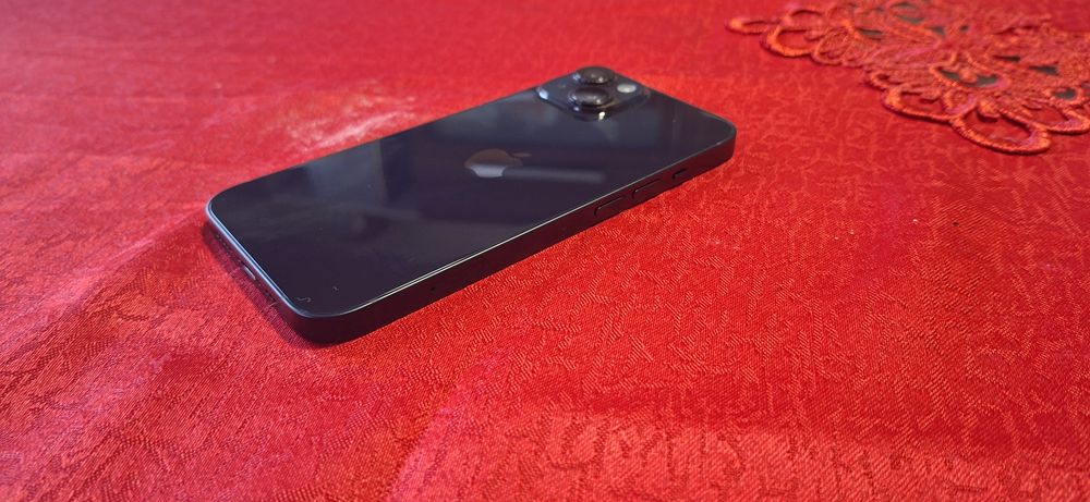 Iphone 14  /  128 Gg