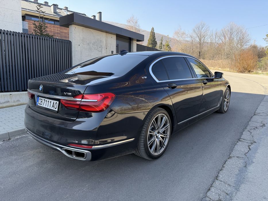 Bmw 760 Li xdrive/ skylounge/ executive