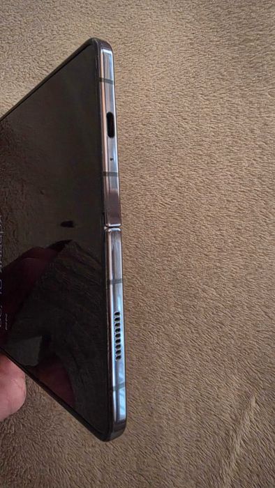 Samsung Galaxy Z Fold 5, 512 GB – отлично състояние