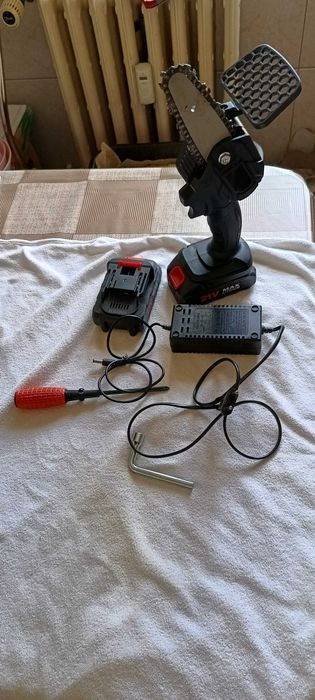 Minidrujba cu acumulator