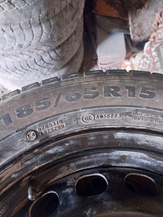 Срочно продам диски с пакришкой на ауди