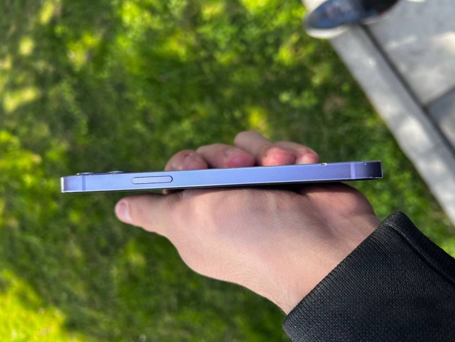 Iphone 12 aybi doği bor