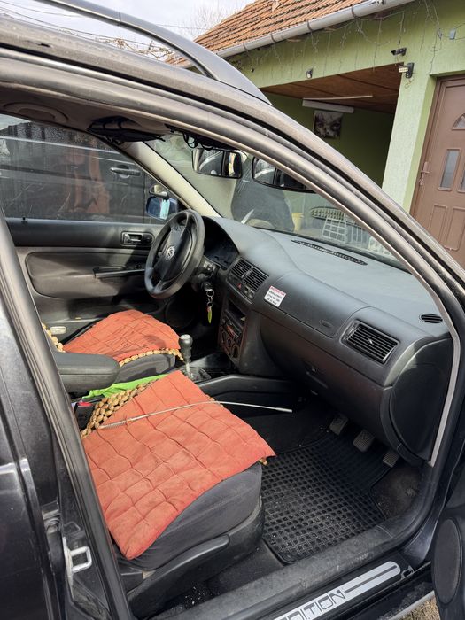 Vand pedale duble pentru masina de scoala de soferi