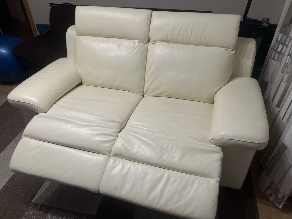Canapea 2 locuri electrica cu recliner Mobexpert
