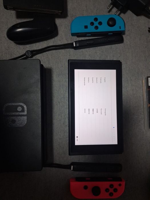 Consola Nintendo Switch + Joc Red Dead Redemption GRATUIT