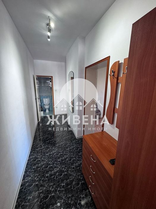 Отдавам под наем 4-стаен апартамент, Цветен квартал