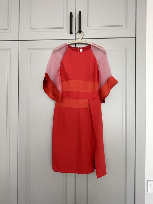 Распродажа платьев