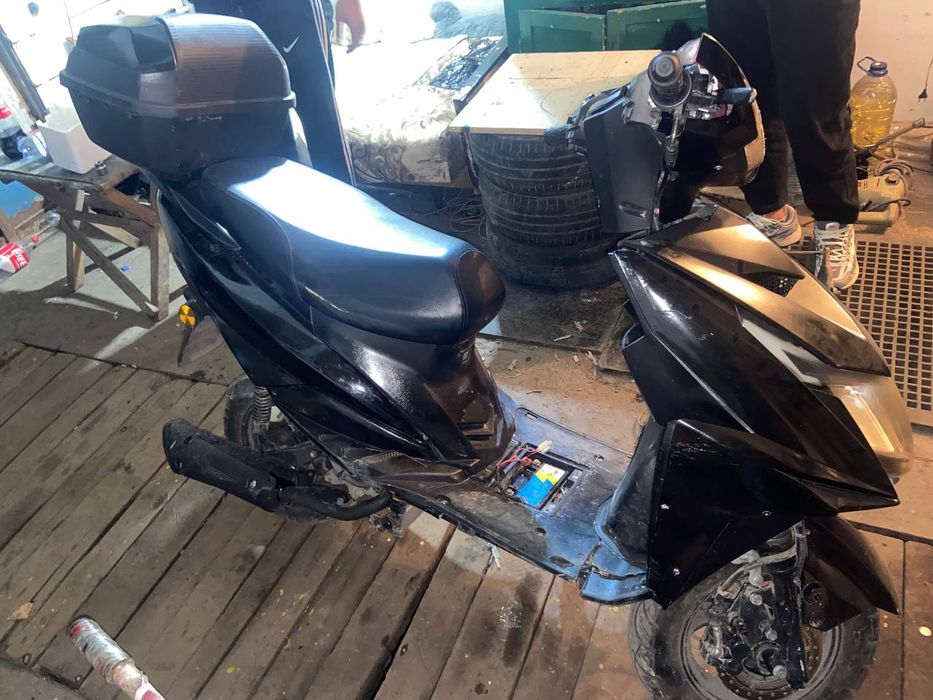 Скутер Кавасаки 150 куб усиленый