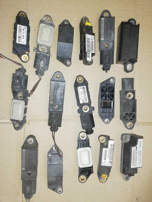 Краш датчици и отклонение от курса за Мерцедес