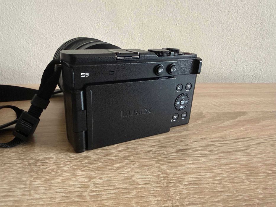 фотоапарат Panasonic Lumix S9