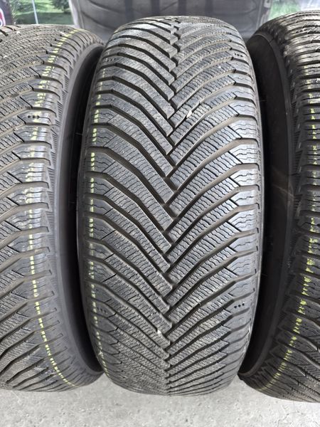 225/60/18 MICHELIN 4бр