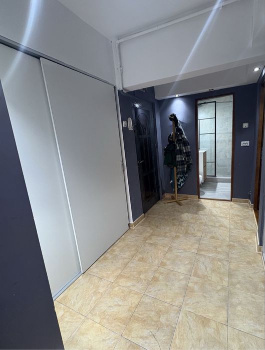 De inchiriat apartament cu 3 camere, posibilitate de cumpărare,parter