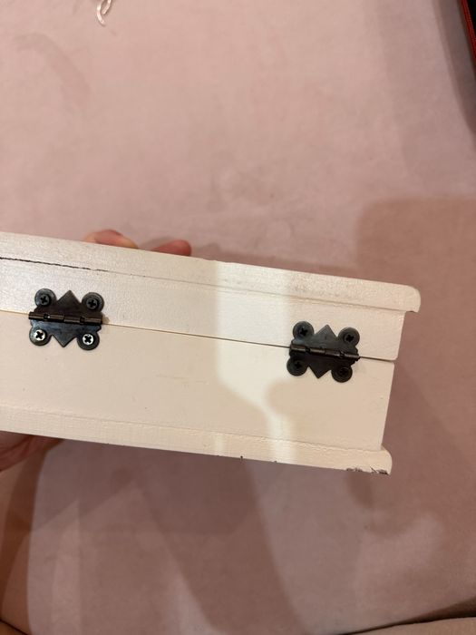 Шкатулка под украшения