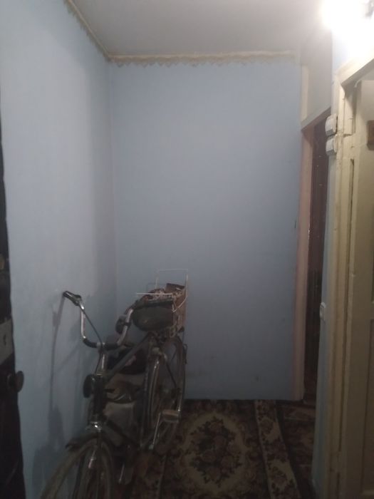 Уй сотилади 4/2 - этажи 2 хонали