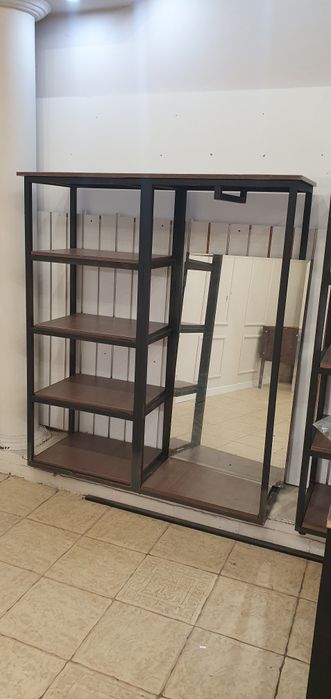 Шкафы для магазина одежды