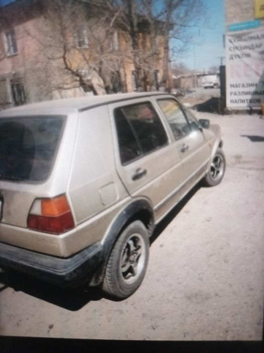 Машина в хорошем состоянии.