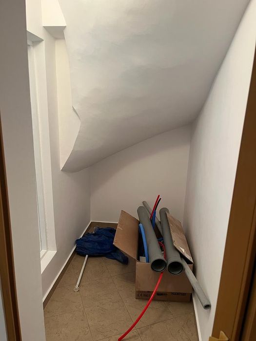 De vânzare apartament 4 camere - sectorul 3