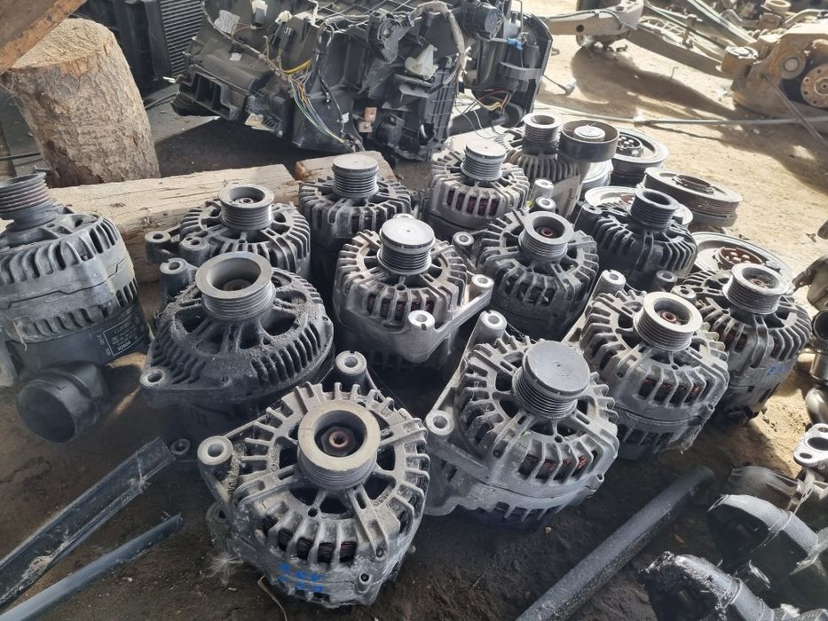 Алтернатор бмв bmw генератор  f30 f31 f10 f11 ф30 ф31 ф11  е90 е91 е92