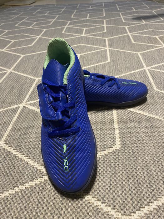 Ghete fotbal teren sintetic kipsta