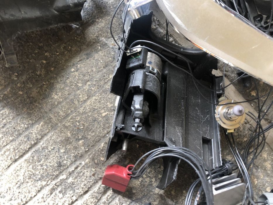 Фарове за части Audi A4 b8 с лед A6 4g с лед Q5 с лед