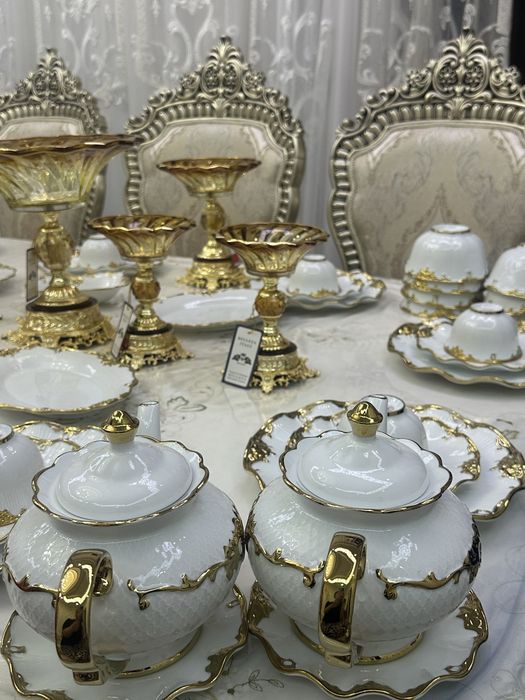 Роскошный сервиз 62 предмета на 12 персон